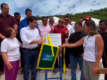 Prefeitura inaugura Quadra Poliesportiva no Brejo dos Marianos